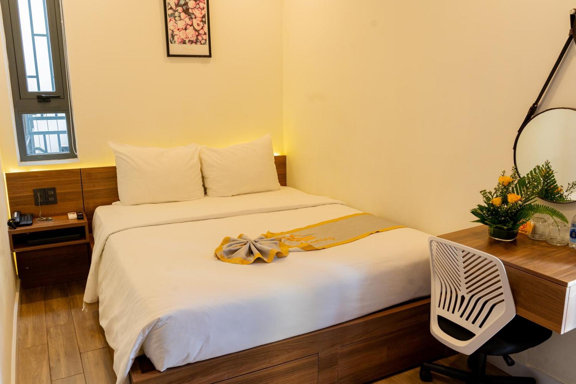 Lee Charming Hotel Nha Trang Kültér fotó